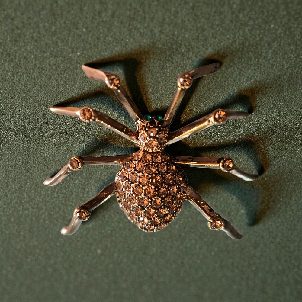 Source Unknown Silver and Emerald Spider Brooch